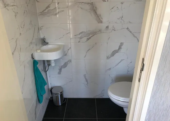 De Salon * Warmenhuizen